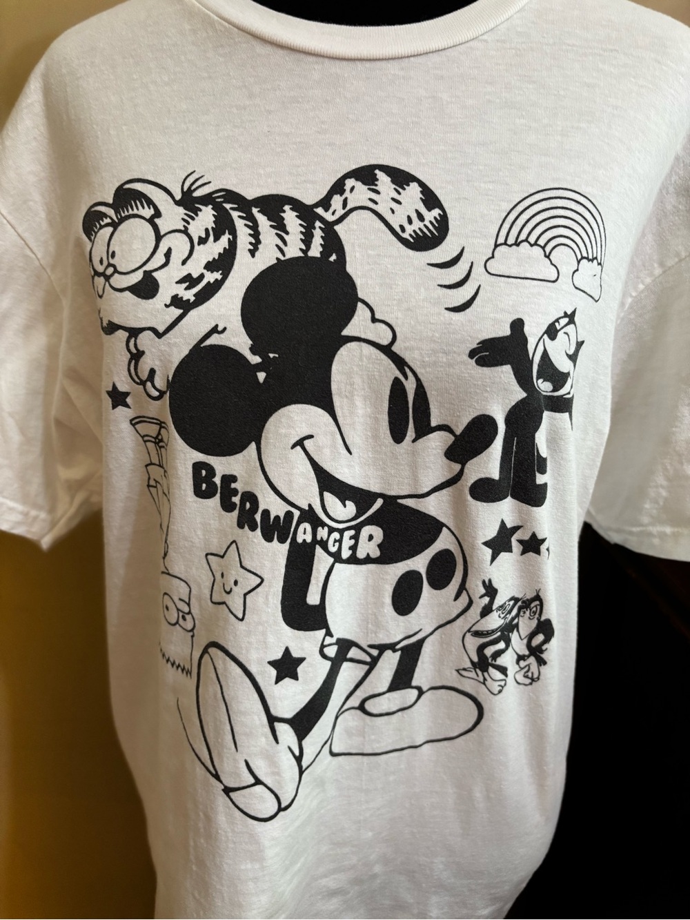Berwanger bootleg Graphic T-Shirt with Black Cartoon Print